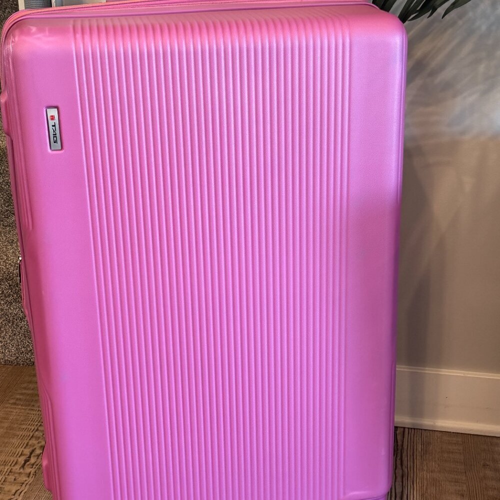 Tag Gateway 🏖️🛬2.0 1 Piece Hard side Spinner Luggage  on travel bag 22 carry on - Picture 11 of 14